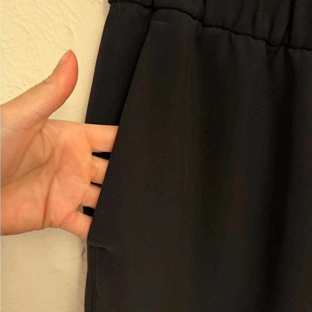lululemon athletica Pants - Picture 4 of 9